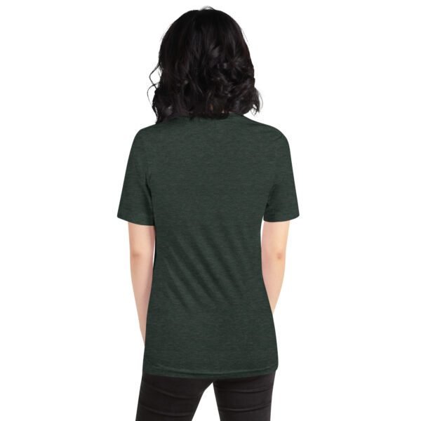 Stylish Unisex T-Shirt: Comfortable and Versatile Clothing for Men and Women - Image 4