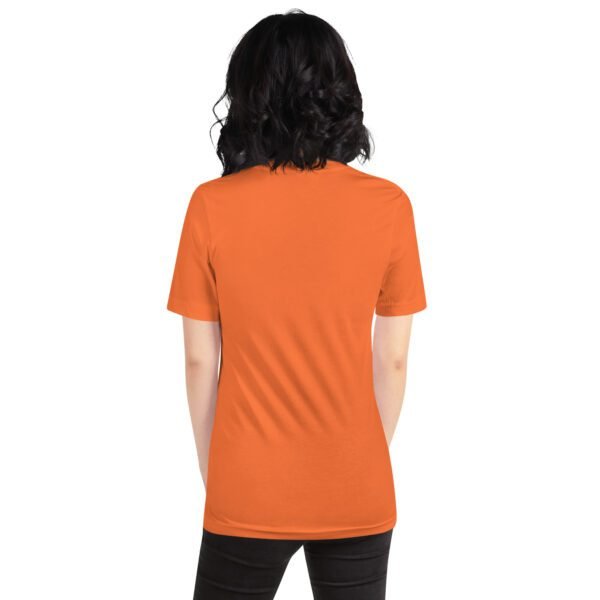 Stylish Unisex T-Shirt: Comfortable and Versatile Clothing for Men and Women - Image 34