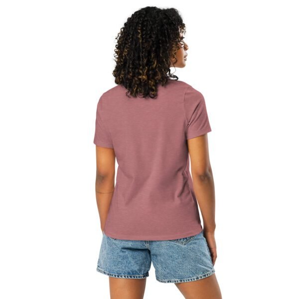 Stylish Women's Relaxed T-Shirt: Comfortable & Chic Tops for Everyday Wear - Image 3