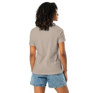 Stylish Women's Relaxed T-Shirt: Comfortable & Chic Tops for Everyday Wear