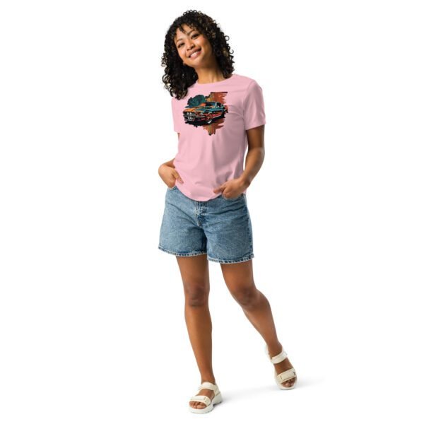 Stylish Women's Relaxed T-Shirt: Comfortable & Chic Tops for Everyday Wear - Image 16
